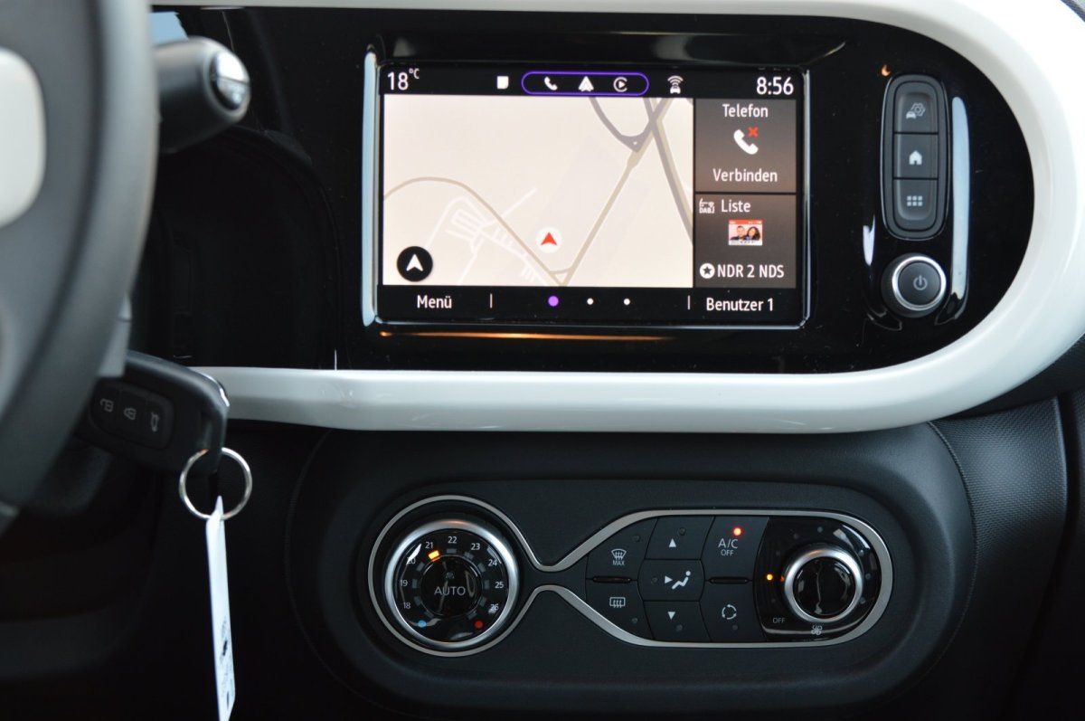 Fahrzeugabbildung Renault Twingo   Techno Electric Navi Kamera Shz Alu