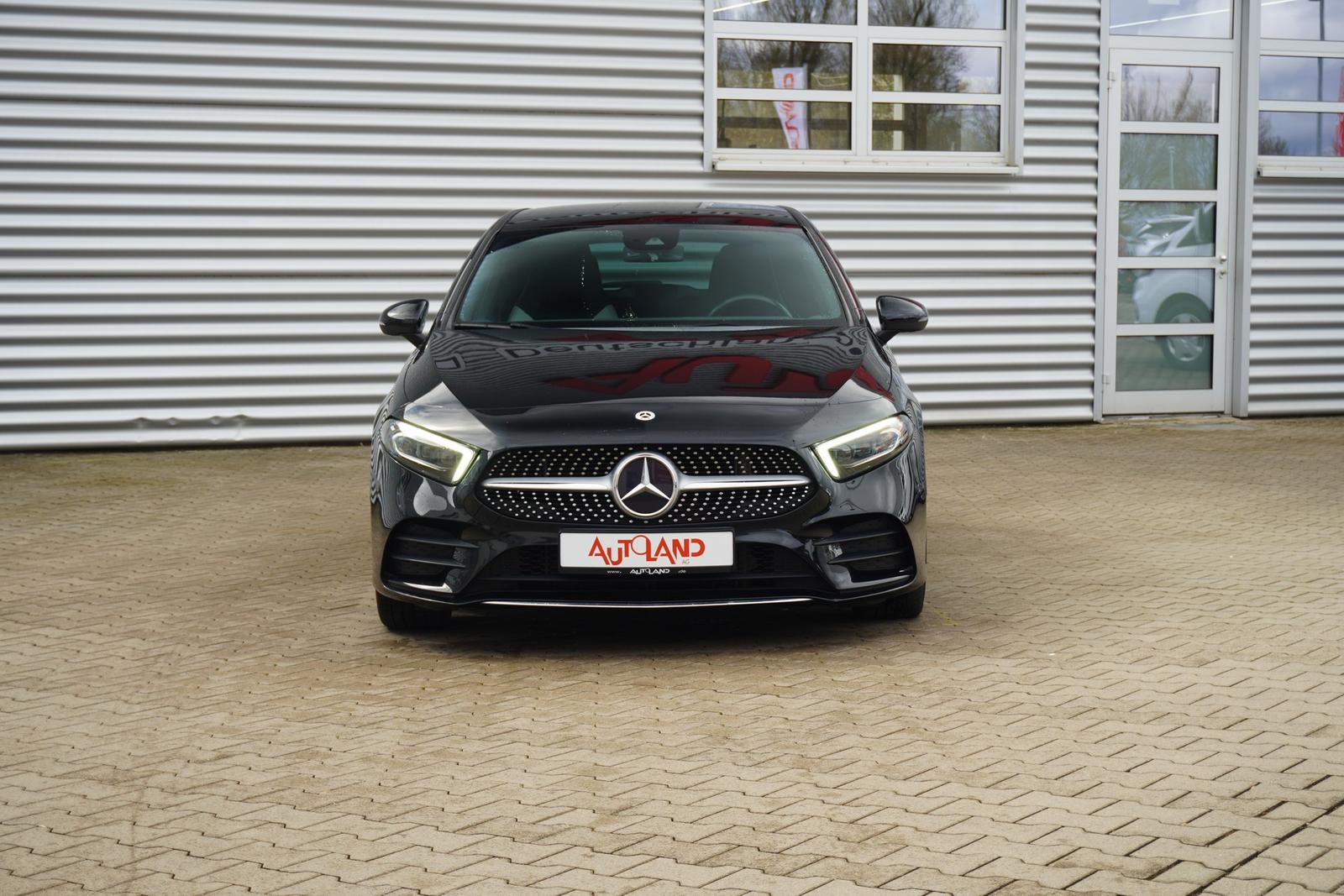 Mercedes-Benz A250 AMG Line LED Navi Virtual Cockpit Bluetooth