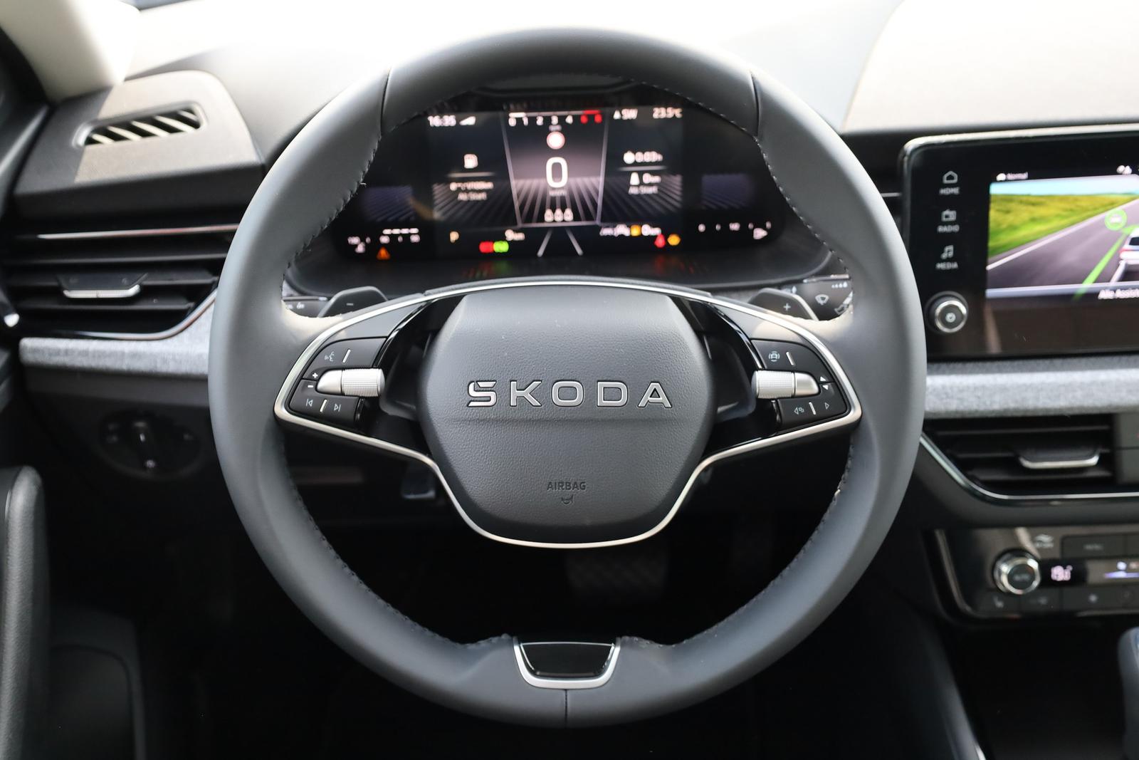 Skoda Kamiq 1.0 TSI DSG LED Kamera AHK Sitzheizung