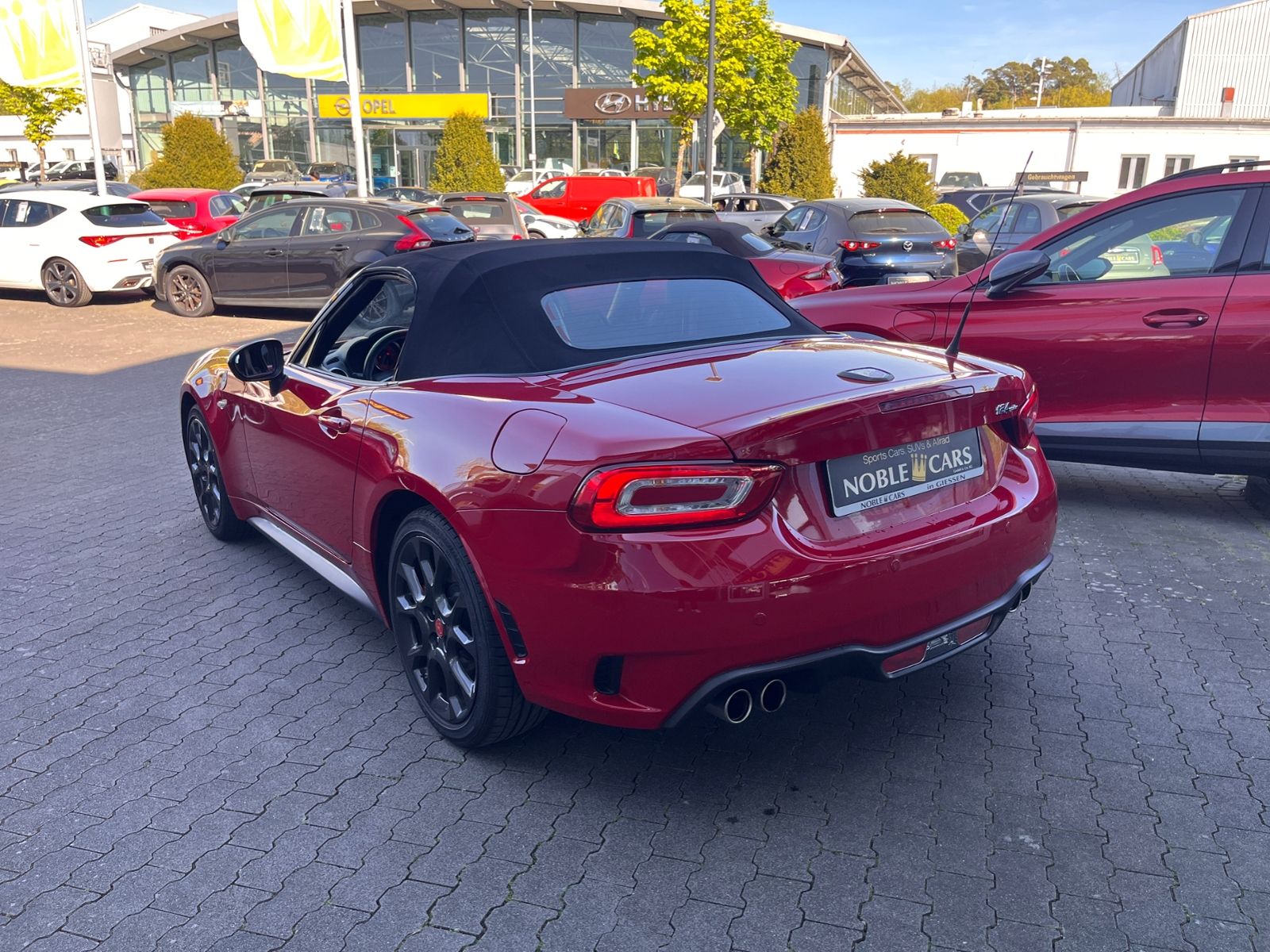 Fahrzeugabbildung Abarth 124 Spider Turismo LED BOSE NAVI