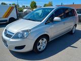 Opel Zafira 1.8l "111 Jahre"/ 1.HAND-SCHECKH./7SITZE/ - gebrauchte Opel Zafira aus dem Jahr 2010