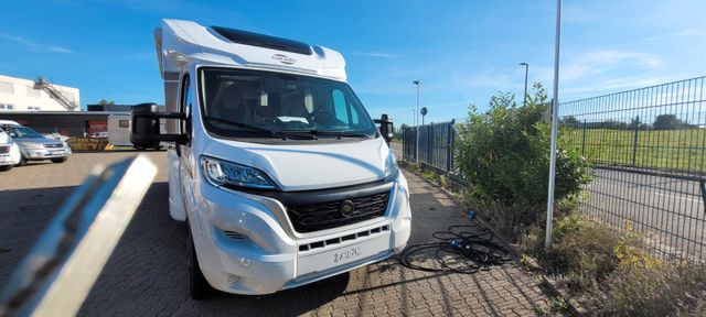 Carado 338 Automatik Fiat Ducato SAT u. TV Solar