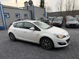 Opel Astra J Lim. 5-trg. Selection*Klima* - Opel Astra: J Selection