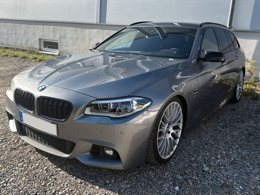 Image of BMW 530