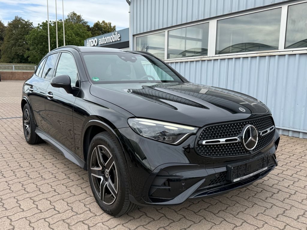 Image of Mercedes-Benz GLC 300