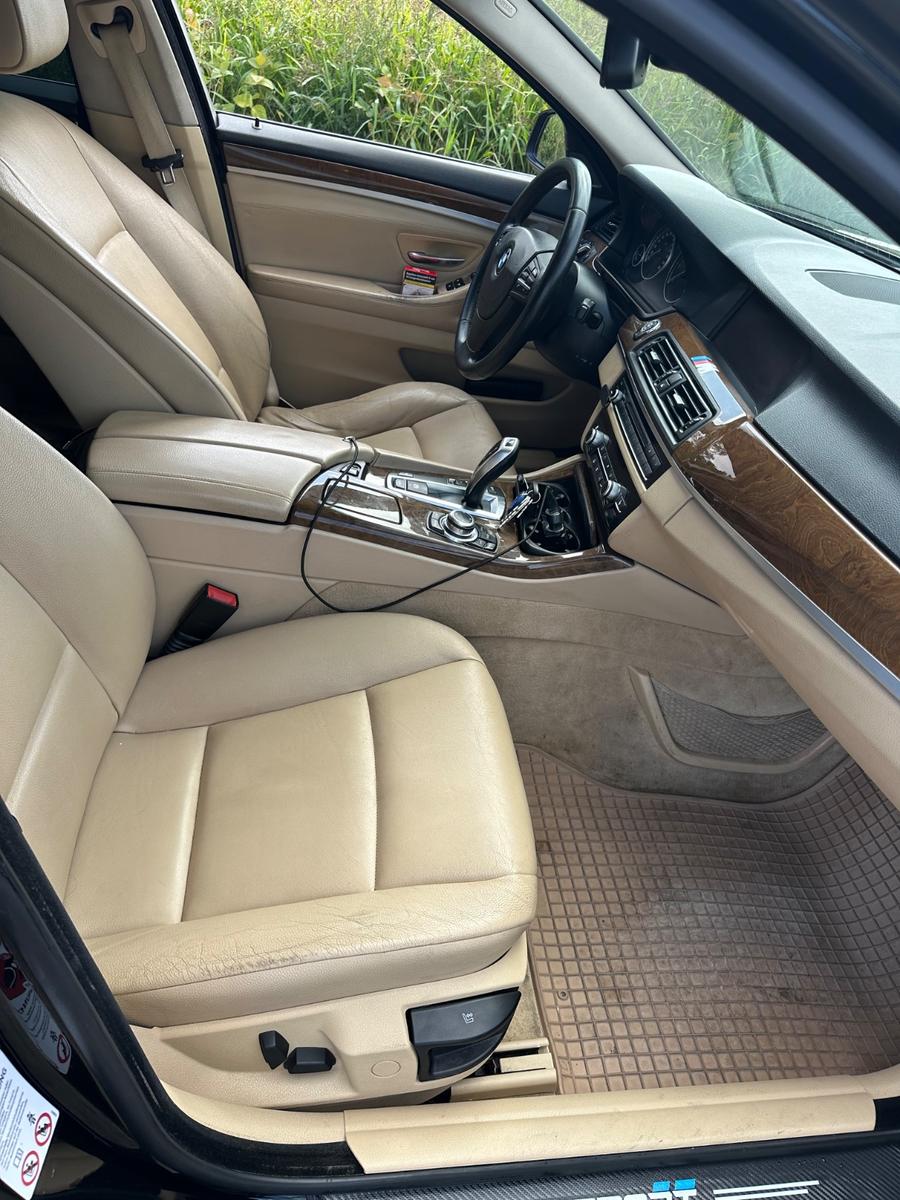 BMW 520 2012 — photo 6