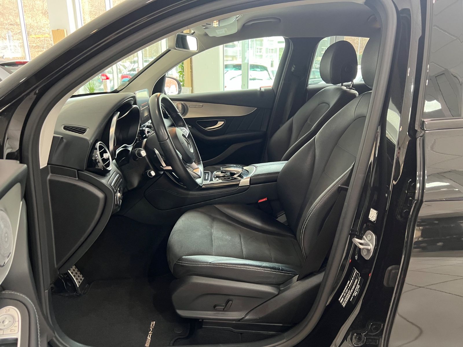 Fahrzeugabbildung Mercedes-Benz GLC 350 d Coupe 4Matic AMG LINE *BURMESTER*