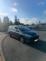 Peugeot 307  SW 1.6 16V Klima Panorama AHK TÜV 2027 - Peugeot 307 aus 2005: SW