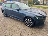 Volvo V60 Cross Country D4 AWD Geartronic - blaue Volvo V60 Cross Country