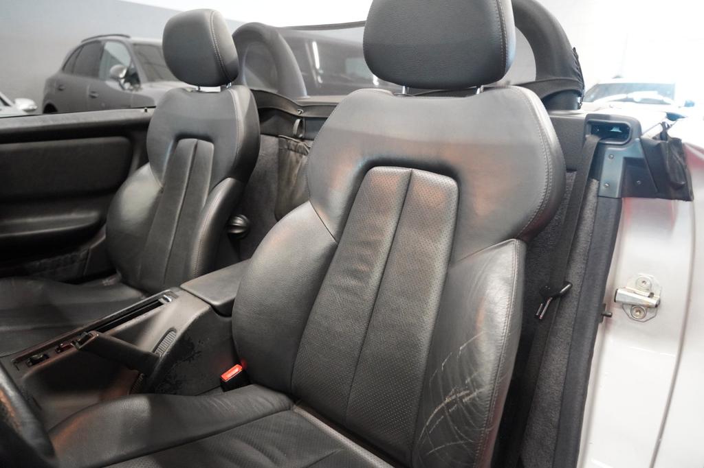 Mercedes-Benz SLK 200