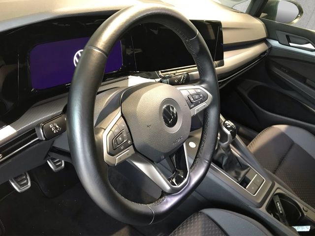 Golf VIII Active 1.5 TSI 6-Gang*NAVI*SHZ*DAB+*