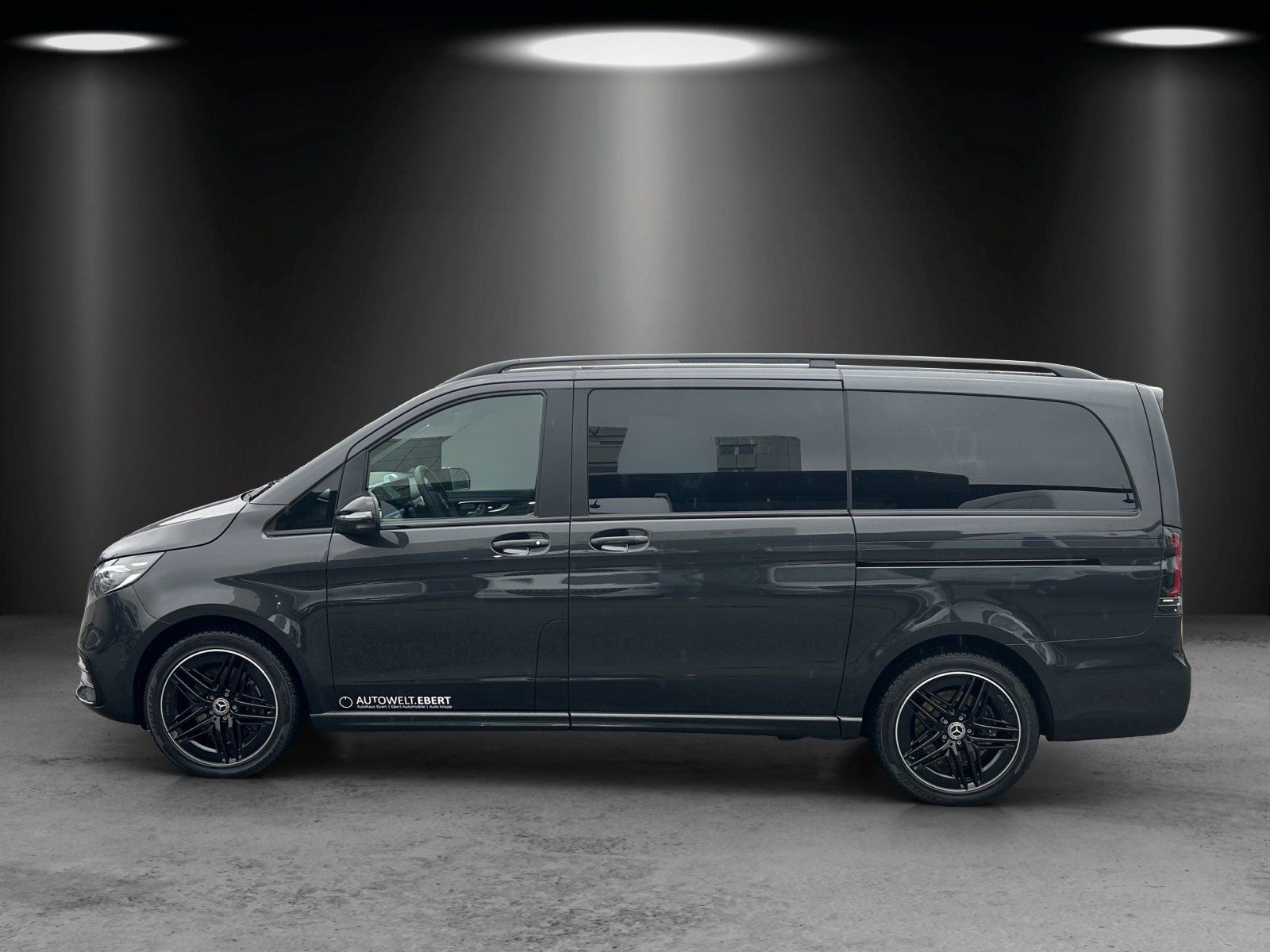 Fahrzeugabbildung Mercedes-Benz V 300 d 4M EXCLUSIVE Lang AMG Airmatic DISTRO