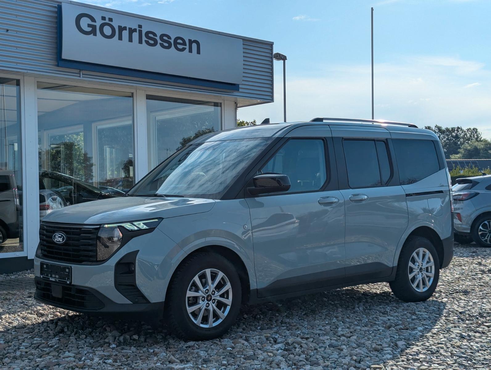 Ford Tourneo Courier Titanium Automatik ACC Rückfahrk