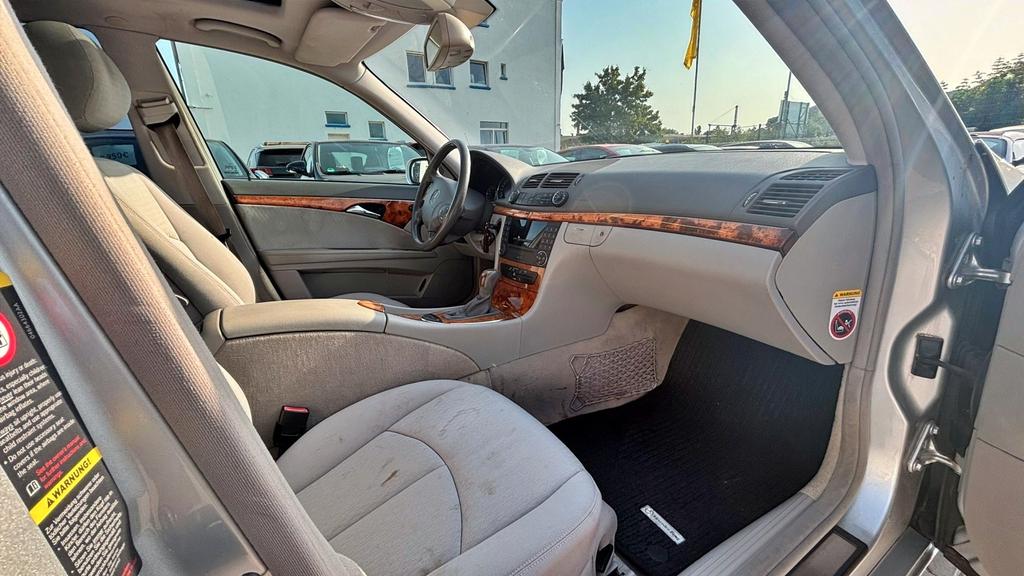 Mercedes-Benz E 280