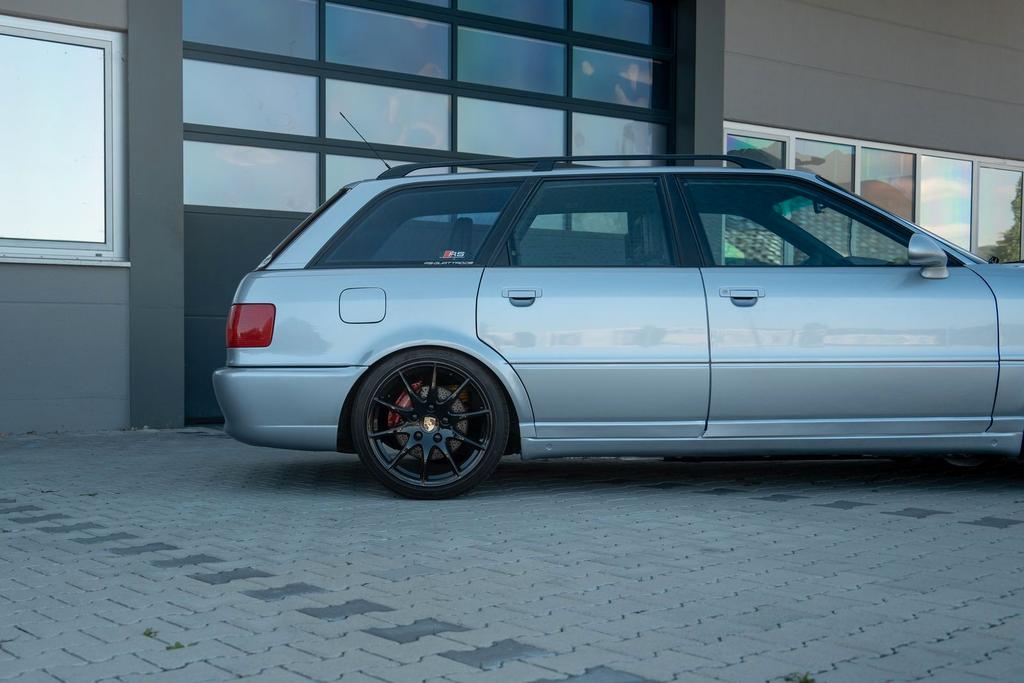 Audi RS2