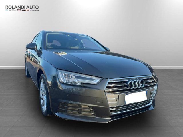 Audi AUDI A4 Avant 35 2.0 tdi Business 150cv s-tronic