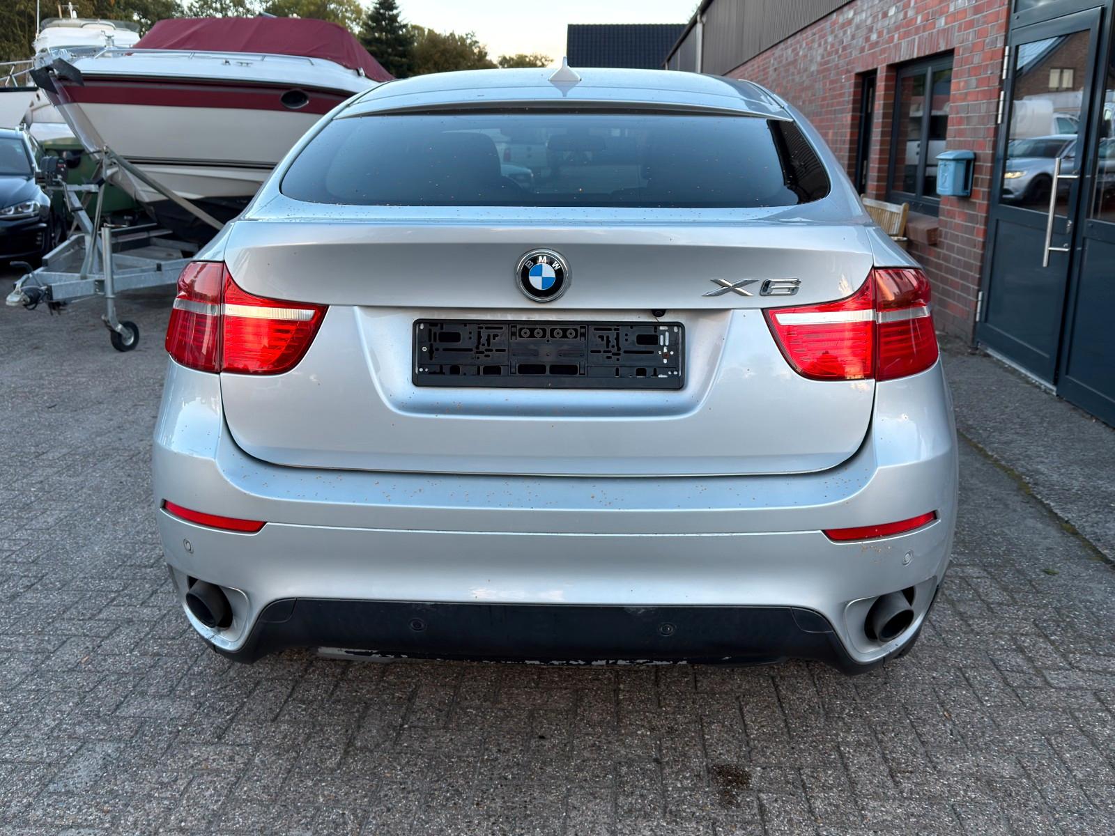 BMW X6 - XDRIVE35I -  306 CV - BVA - VOLANT EN CUIR