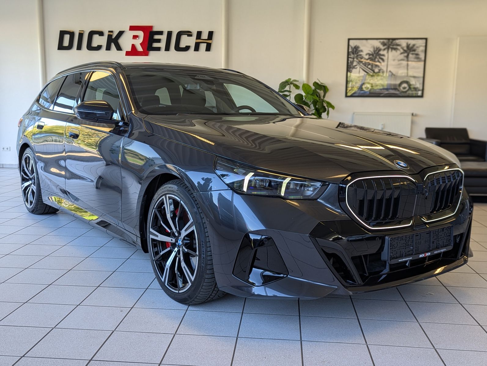 Fahrzeugabbildung BMW 540  d xD M-Sport PRO Pano Innov. Travel AHK 20"