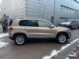 Volkswagen Tiguan 2.0 TDI Highline Plus 4Motion/Garantie - Volkswagen Tiguan: Plus