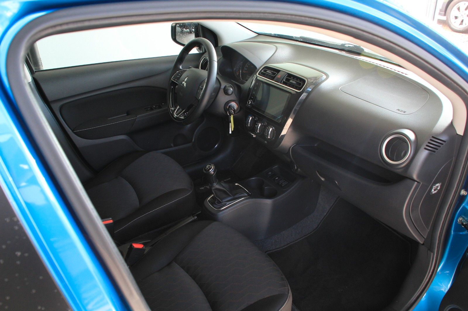 Fahrzeugabbildung Mitsubishi Space Star Select+