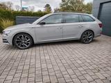 Skoda Superb 2.0 TDI SCR 140kW DSG SPORTLINE COMBI AHK - Skoda Superb: 140
