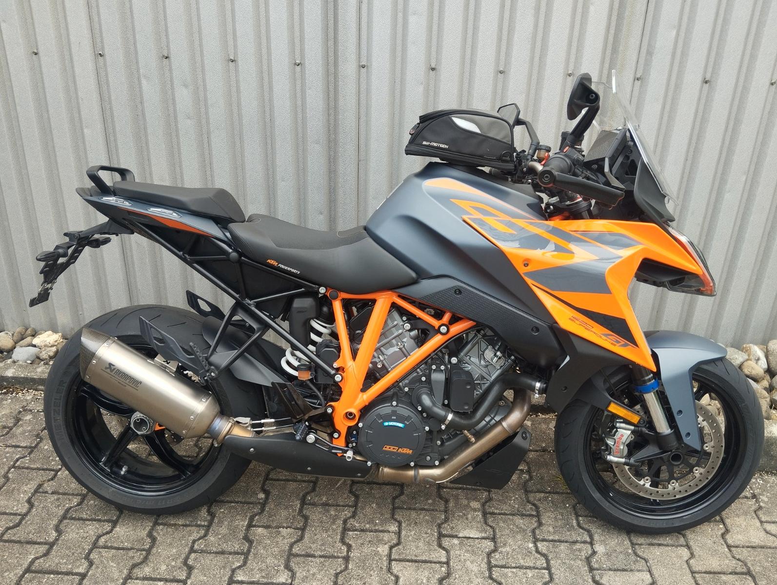 KTM 1290 Super Duke GT