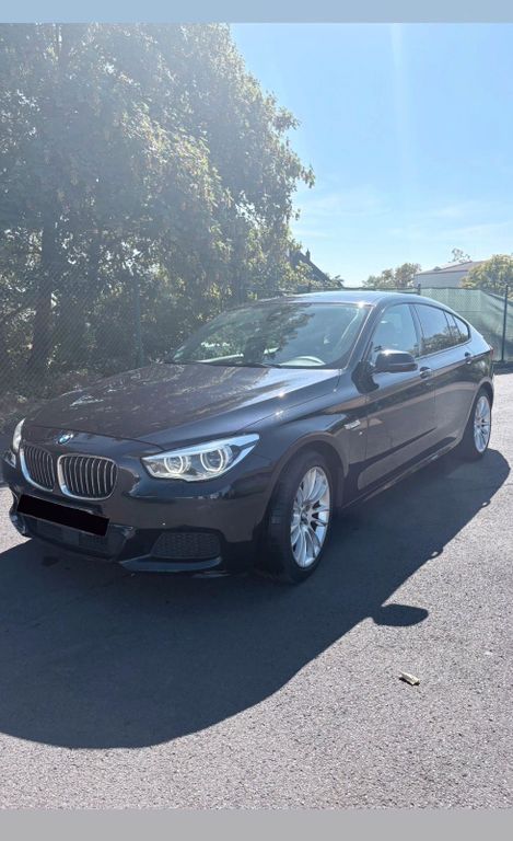 Image of BMW 530