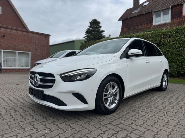 MERCEDES-BENZ B 180 d 7G-DCT Leder Navi L.E.D