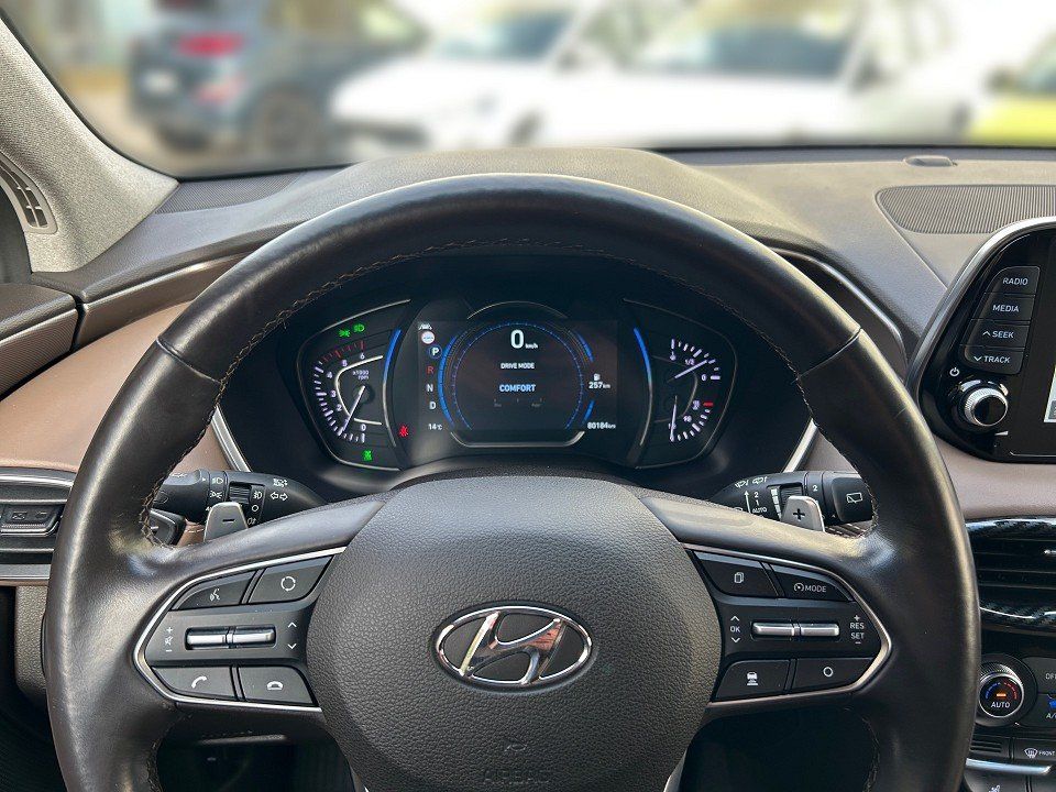 Fahrzeugabbildung Hyundai SANTA FE SEVEN 2.2 CRDi 4WD 8AT PREMIUM PANO 1HD