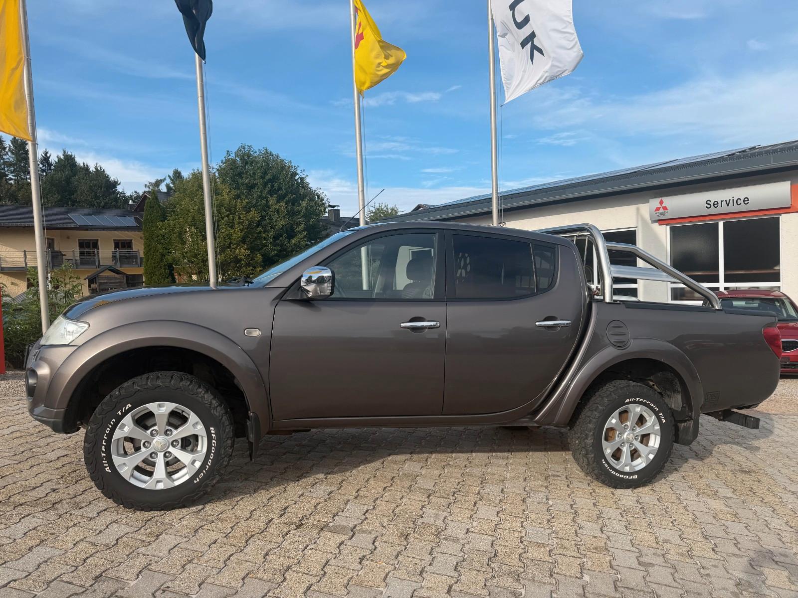 Mitsubishi L 200 Plus Doppelkabine 4WD AHK