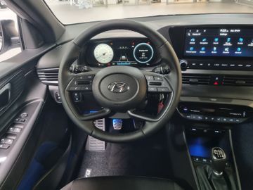 Fahrzeugabbildung Hyundai BAYON 1.0 T-GDI Connect & Go BOSE NAVI