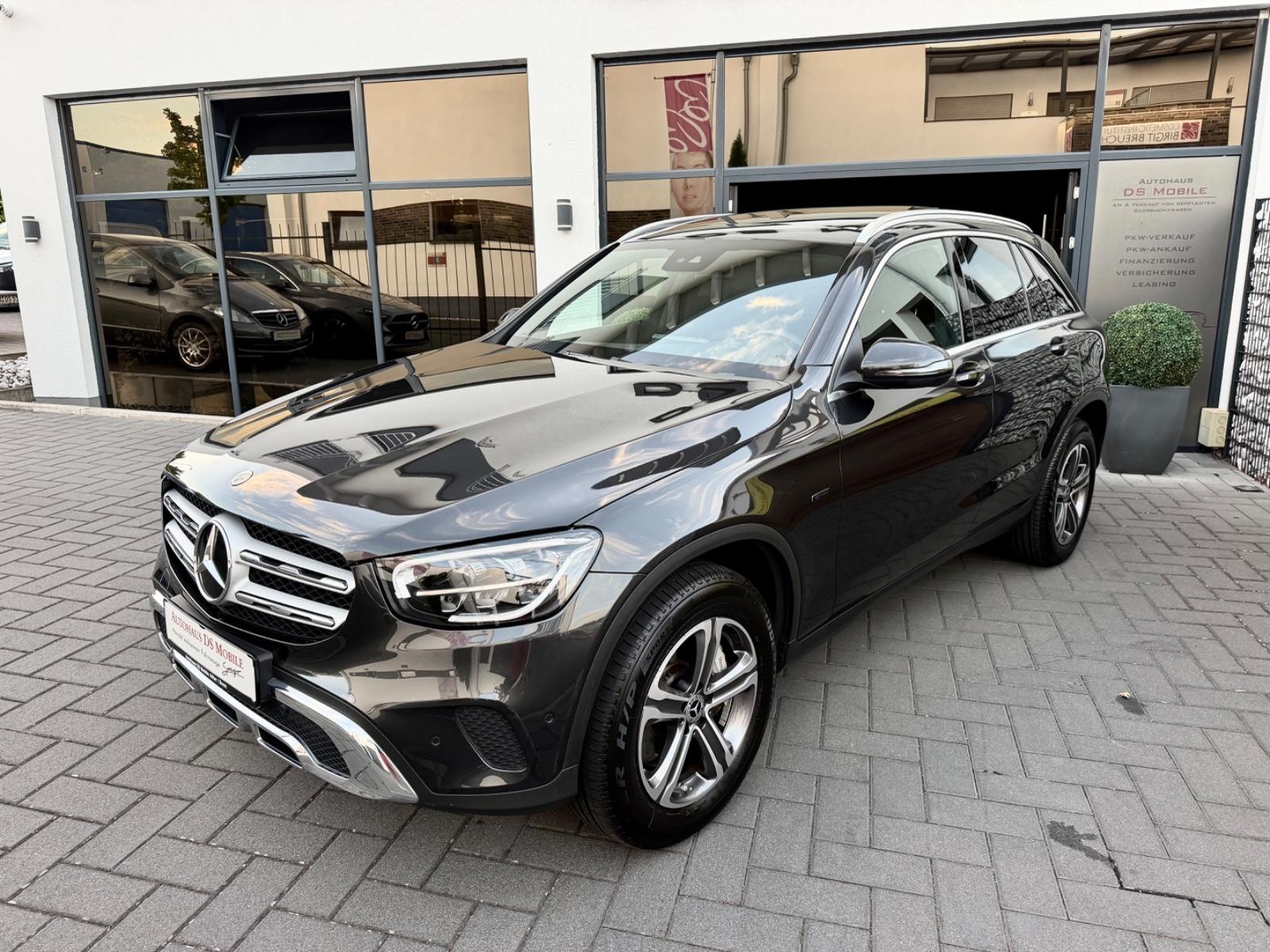 Mercedes-Benz GLC 300 de 4Matic Pano/El.AHK/Navi / Bat.95%/1HD