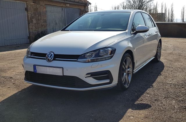 Volkswagen Golf VII 1.4 TSI Sound, R-Line,Navi,Pano,AHK