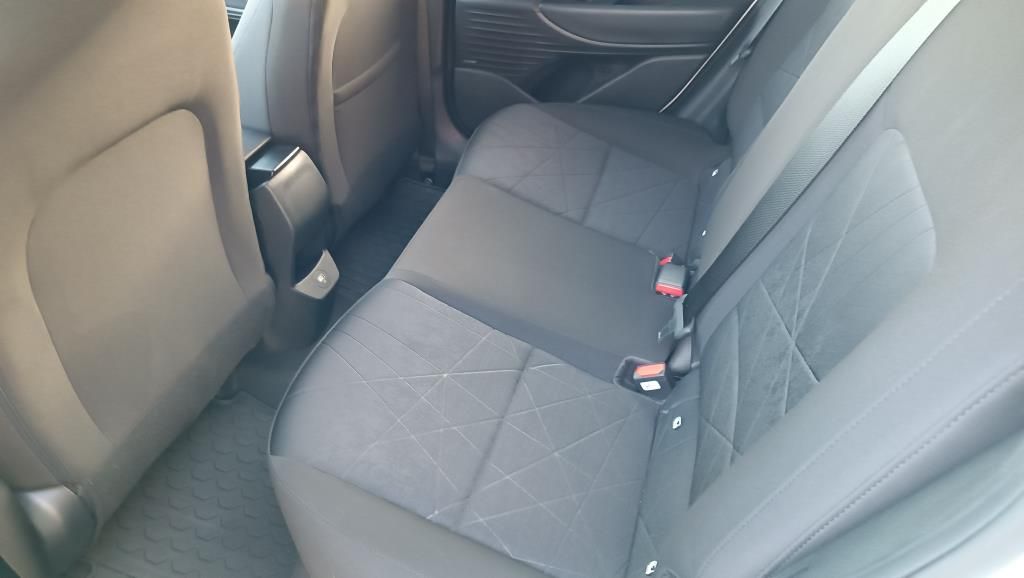 Autohaus Zimpel & Franke - Hyundai BAYON 1.0 100 PS Connnect Go - Bild 7 Autohaus Zimpel & Franke - Hyundai BAYON 1.0 100 PS Connnect Go - Bild 7