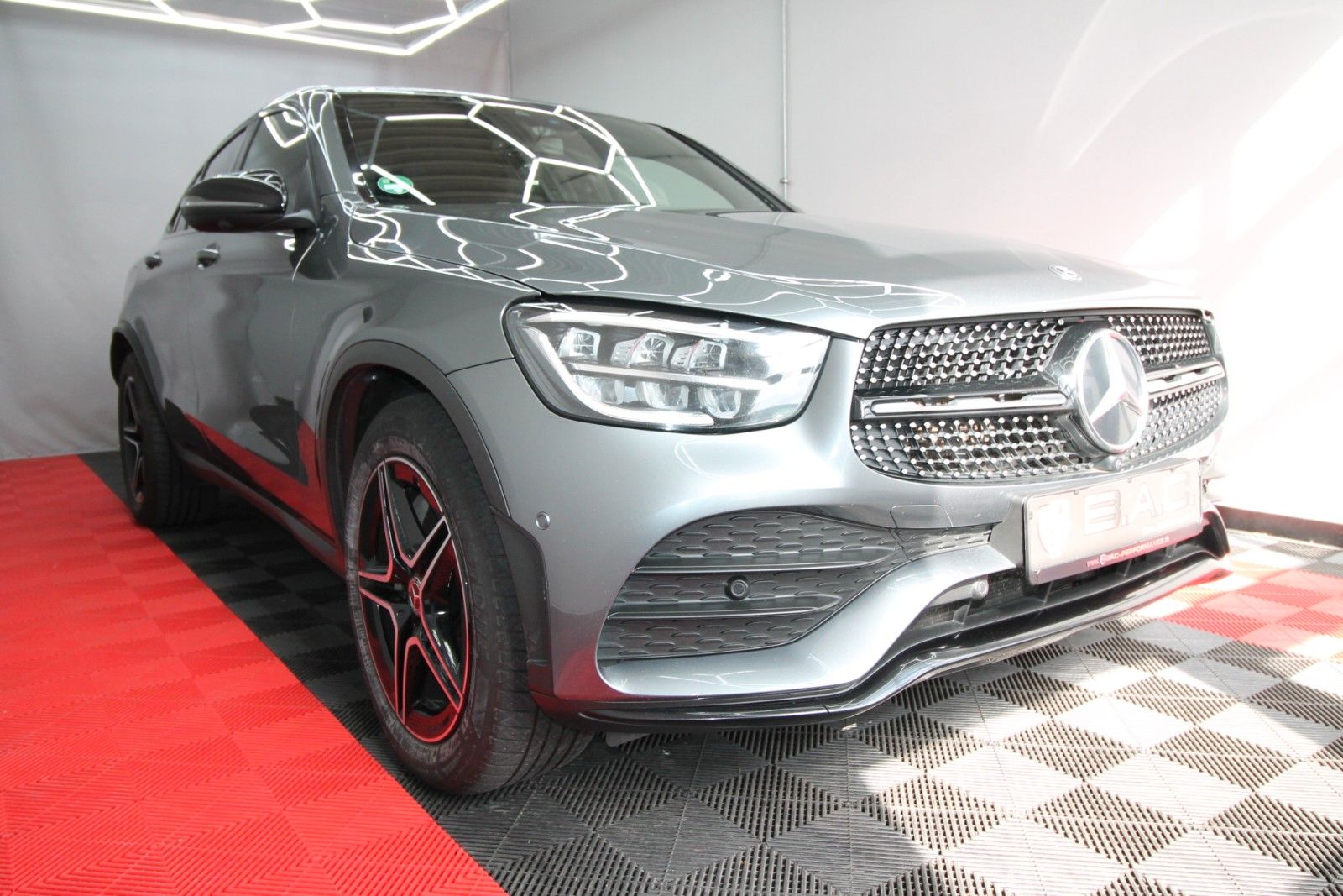 Mercedes-Benz GLC 400d Coupe 4Matic AMG-Line Burmester foto 2