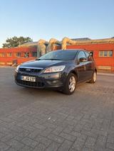 Ford Focus 1,6 Silver Magic Turnier Silver Magic - Ford Focus Silver-Magic