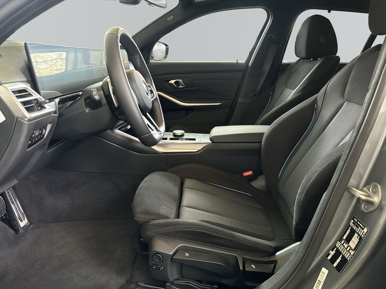 BMW 320 - Bild 8