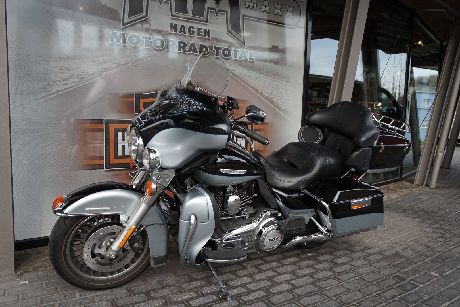 Fahrzeugabbildung Harley-Davidson Electra Glide Ultra Limited FLHTK mit JEKILL