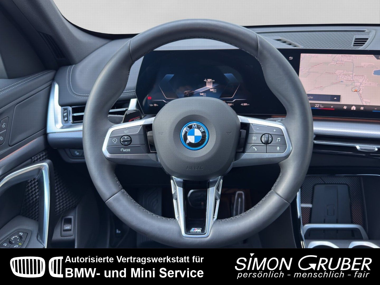 Fahrzeugabbildung BMW iX1 xDrive30 M Sport Pano el.Heckklappe AHK LED