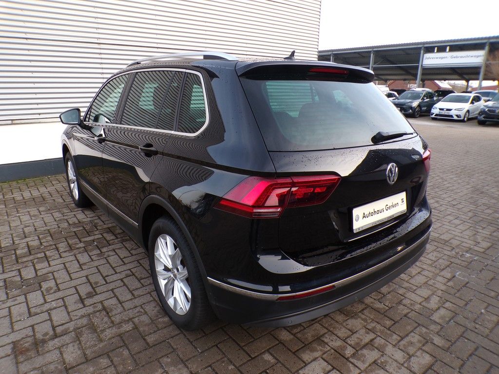 Fahrzeugabbildung Volkswagen Tiguan 2.0 TDI Highline BMT/Start-Stopp 4Motion