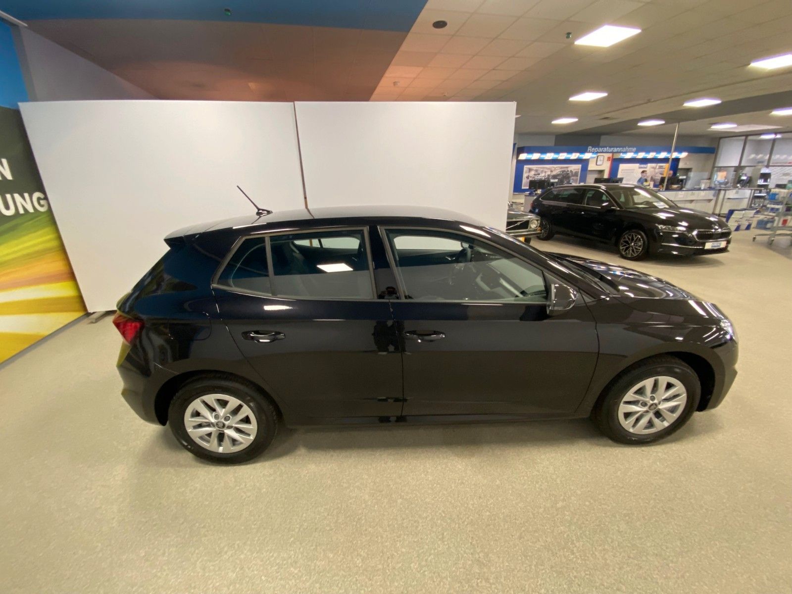 Fahrzeugabbildung SKODA Fabia 1.0l TSI 85kW DSG Drive+ TEMPOMAT+5J.Garan