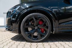 AUDI RSQ8 TFSI quattro/ AHK/ RS ESSENTIAL/ KERAMIK AUDI RSQ8 TFSI quattro/ AHK/ RS ESSENTIAL/ KERAMIK