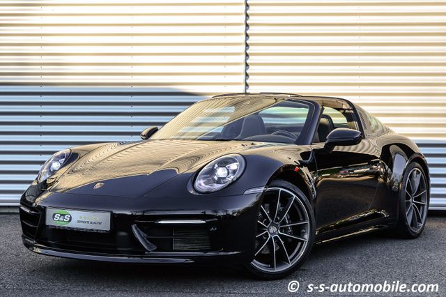 Porsche 992 Targa 4 SportDesign Chrono Abgas Matrix BOSE