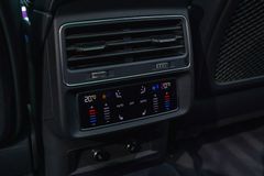 AUDI Q7 50 TDI competition plus*AHK*HU*B&O*PANO*VOLL AUDI Q7 50 TDI competition plus*AHK*HU*B&O*PANO*VOLL
