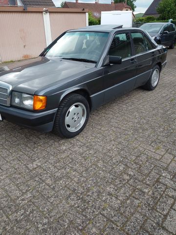 Mercedes-Benz 190E 1,8