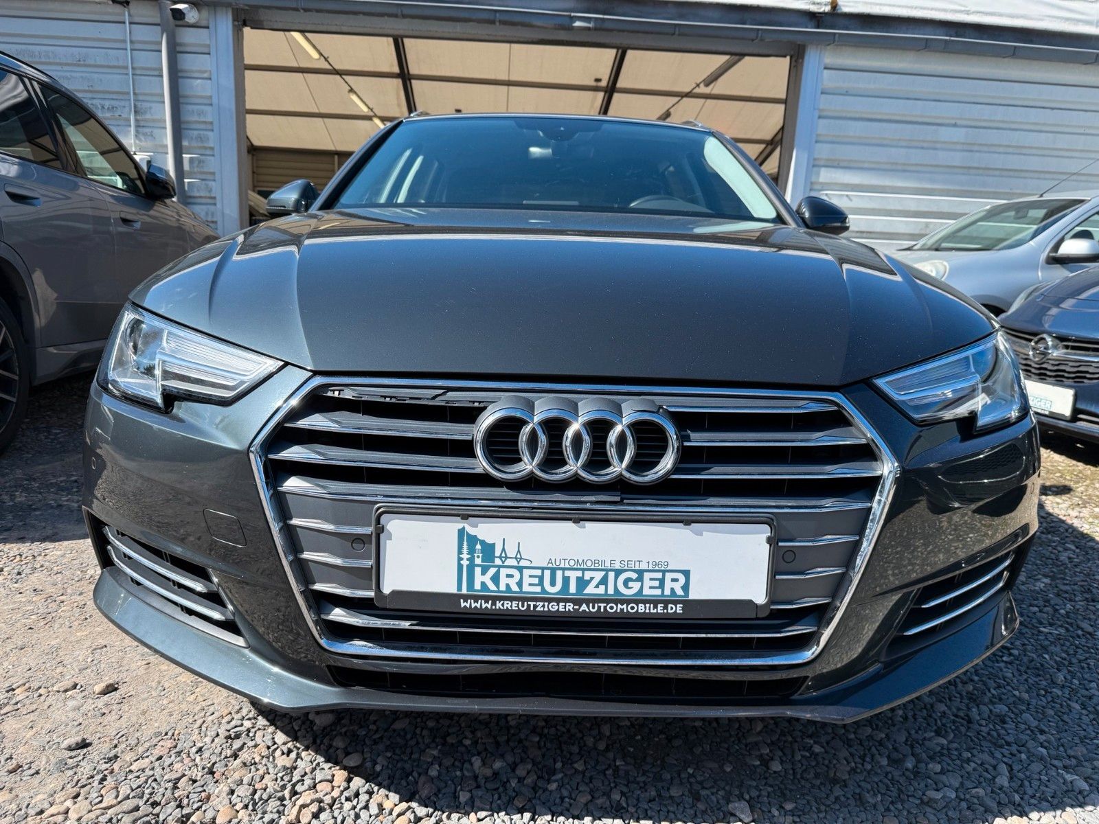 Fahrzeugabbildung Audi A4 Avant sport ultra