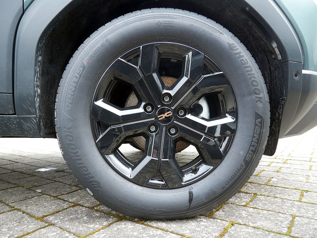 Fahrzeugabbildung Dacia Duster Extreme Mild Hybrid 140