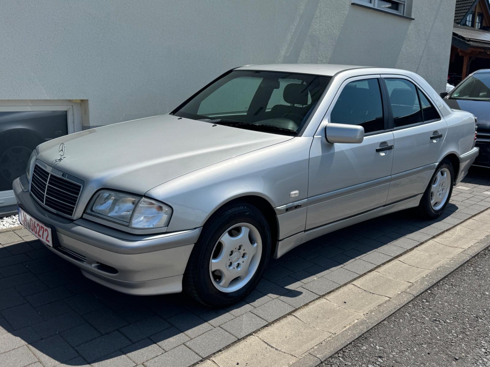 Mercedes-Benz C 180 Classic/Wenig KM/Top Zustand/Tüv Neu/1Hand