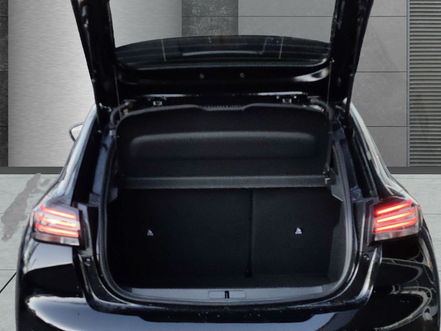 Peugeot 208 - Bild 5