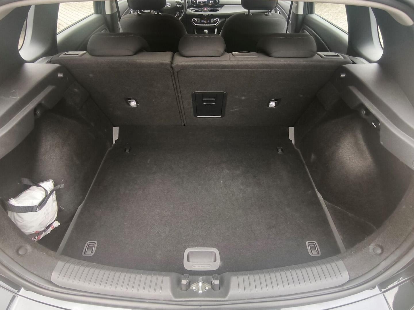 Hyundai i30 M.-Hybr. APPLE/ANDROID DAB KAMERA SITZHZG.LE
